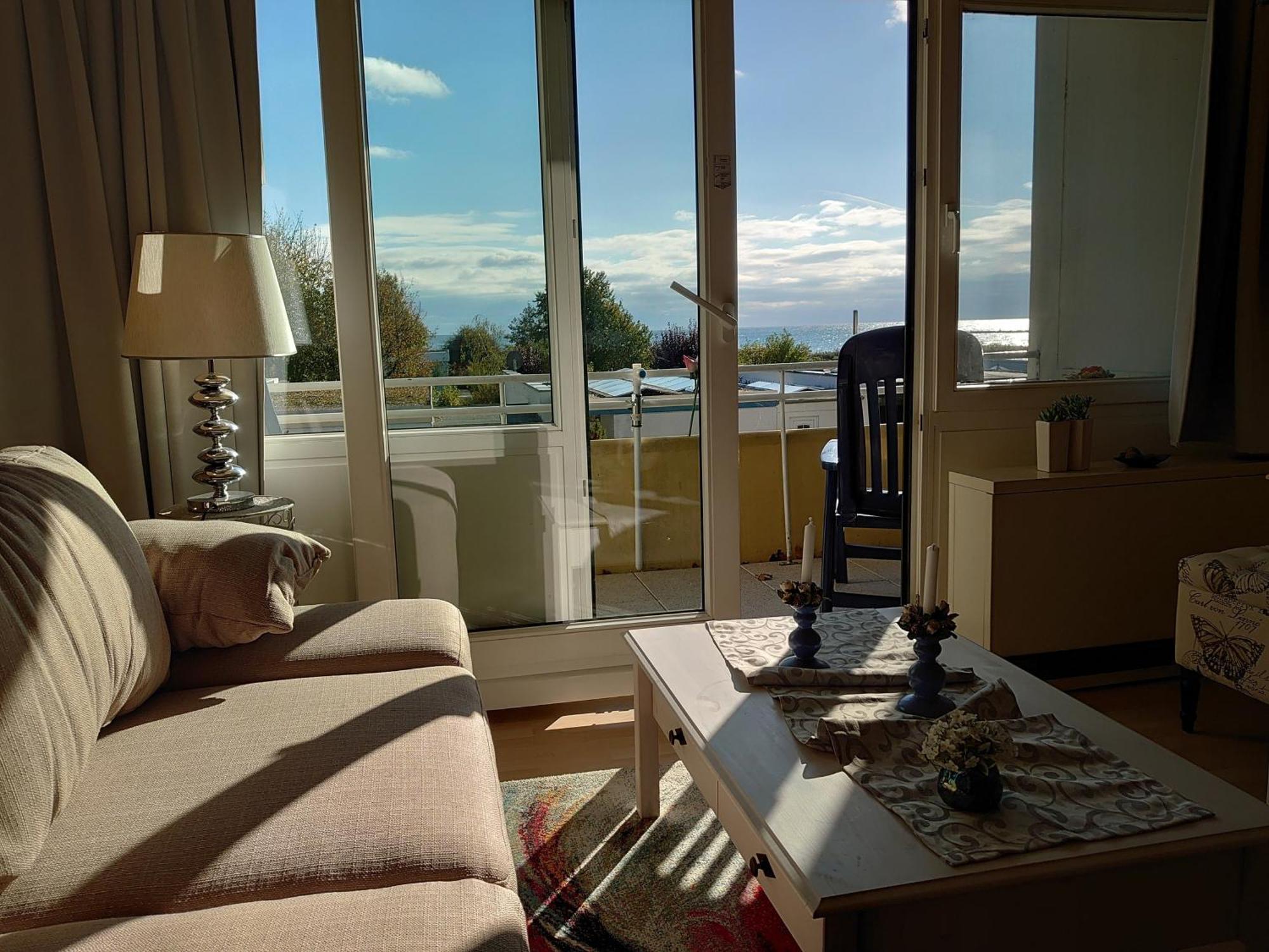 "Mit Ausblick"-Uneingeschraenkter Meerblick Burgtiefe auf Fehmarn Bagian luar foto